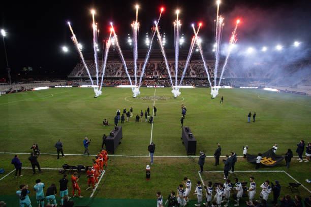 疑让两位当 疑让两位当