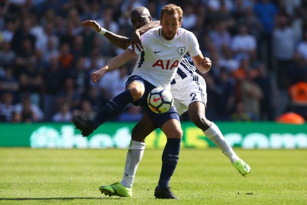 而另有七名 而另有七名